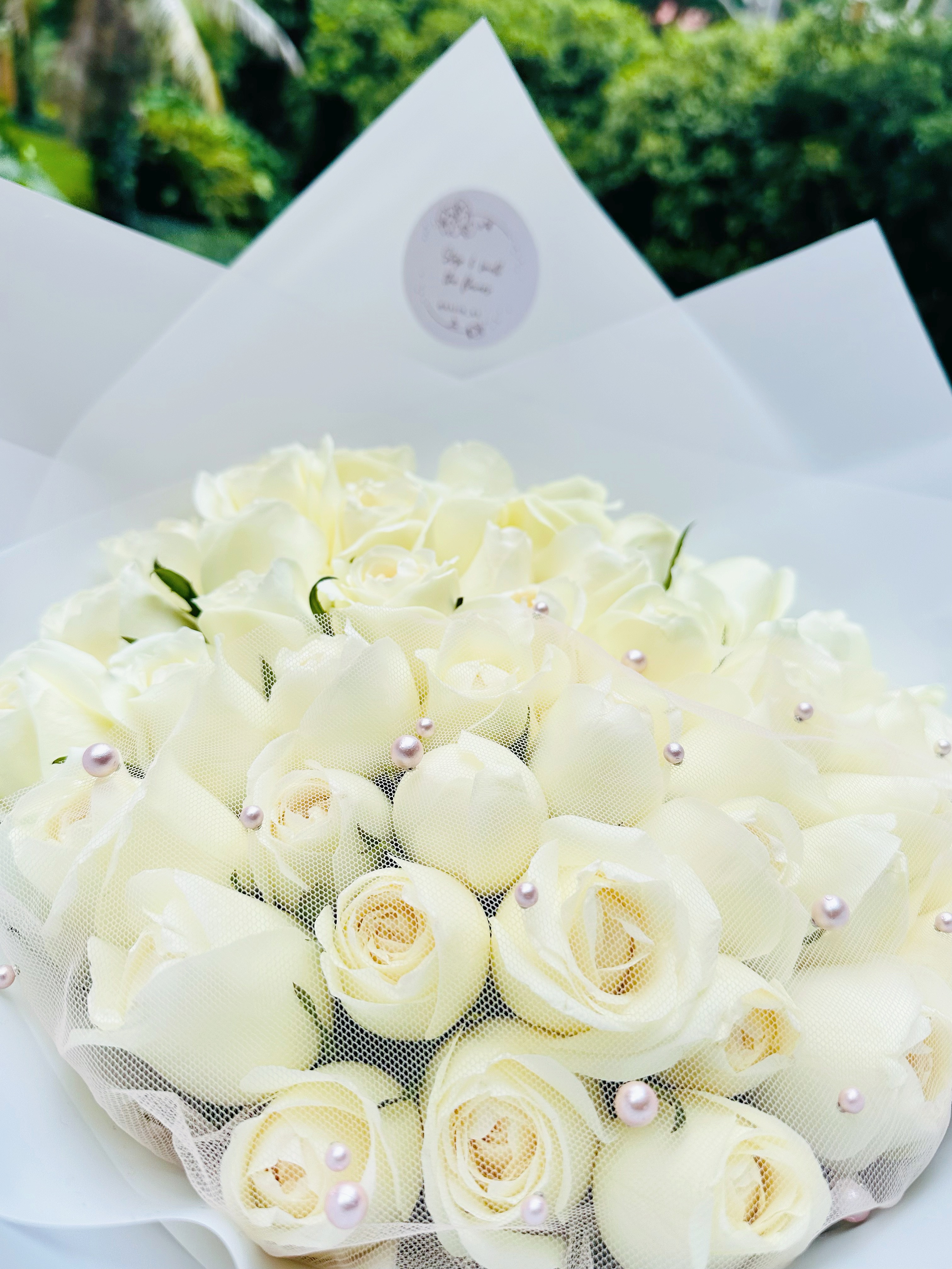 Snow White Bouquet 2